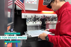 40-Ton-Brake-Press-1-INCT